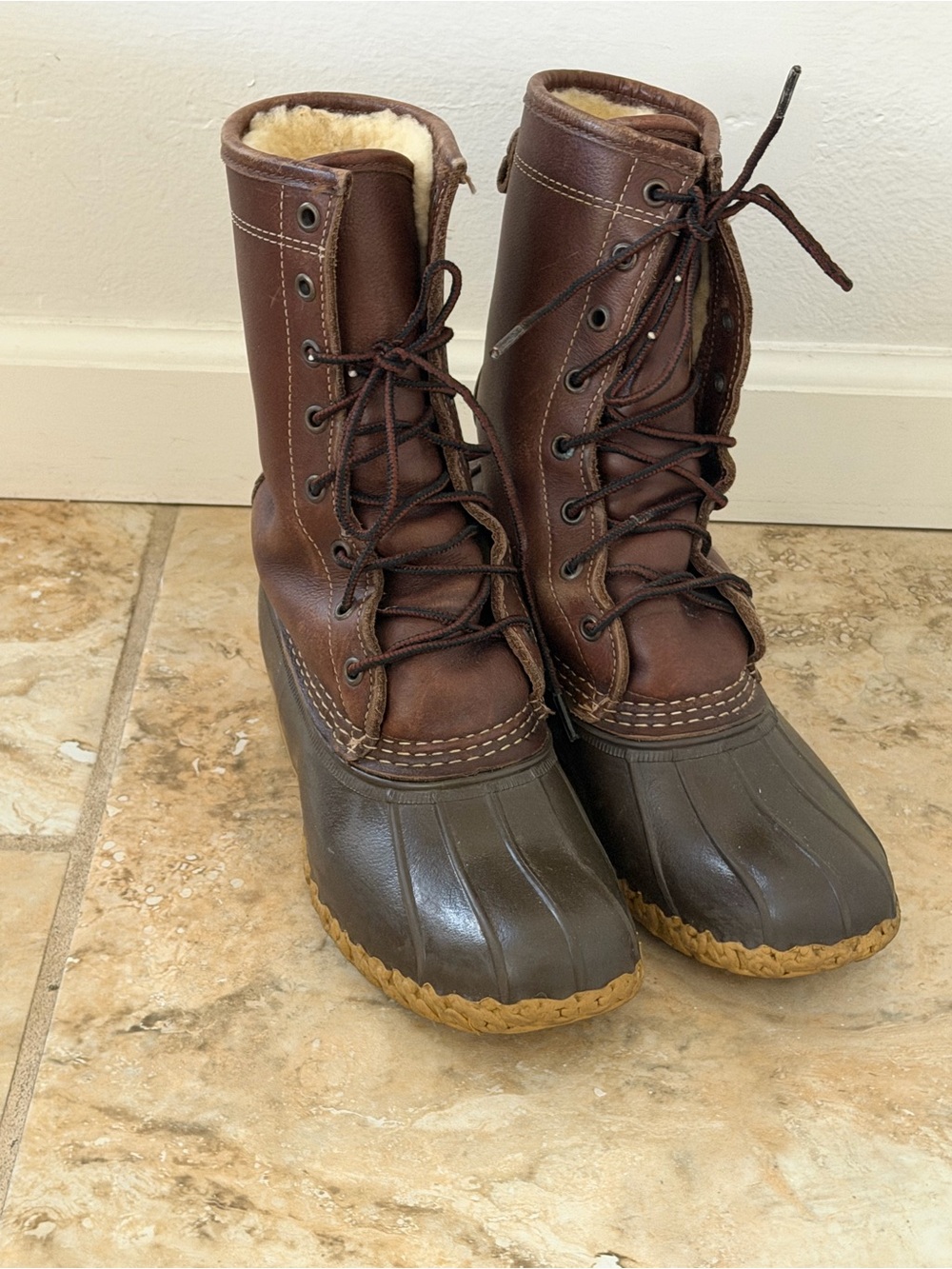 Women’s L.L. Bean 10” Sherling-lined Duck Boots, size 8